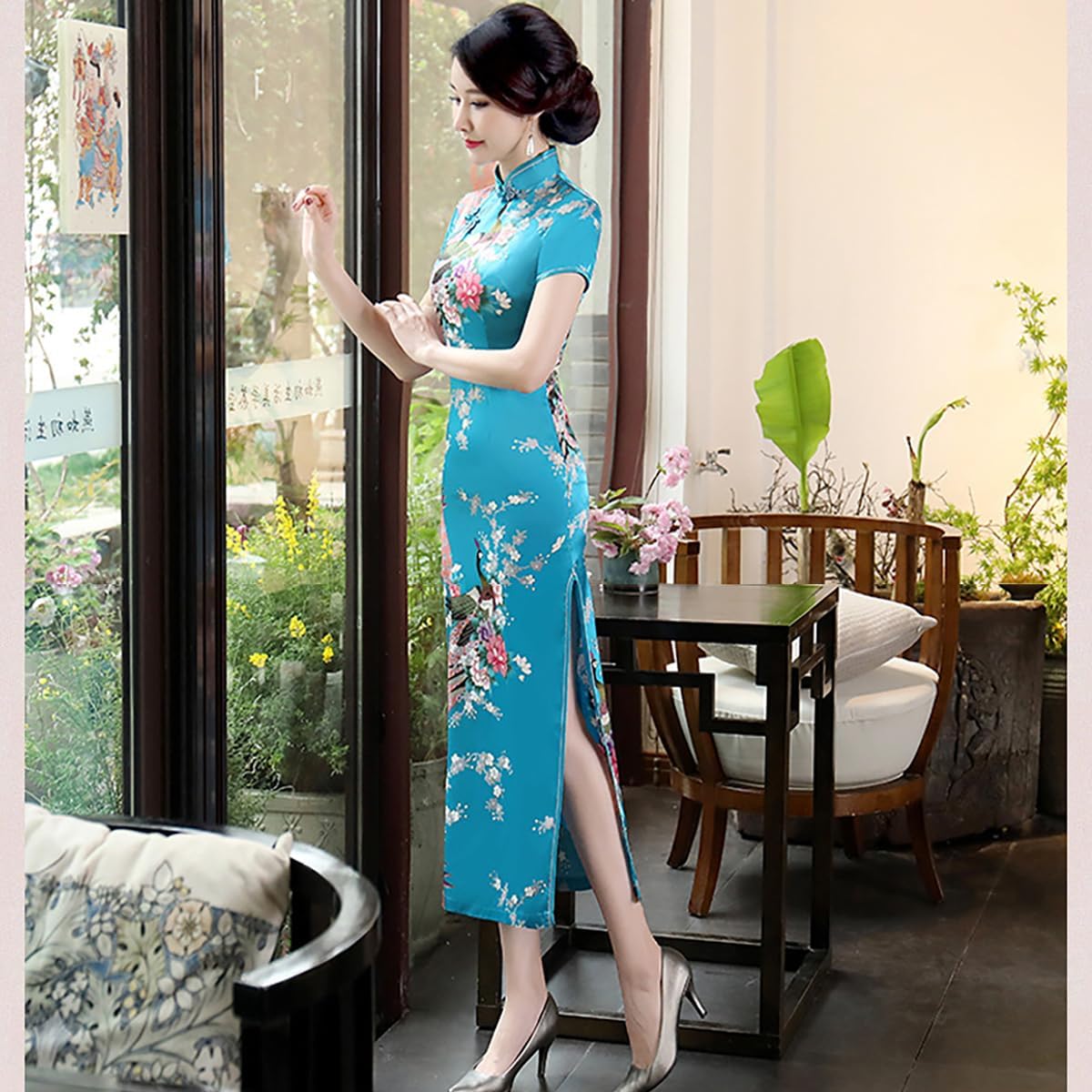 Chinese Style Dress Improves Cheongsam Temperament, Retro Long Silk Printed Daily Banquet Women's Performance Clothing